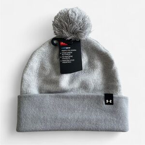NWT Under Armour Light Gray Beanie with Pom